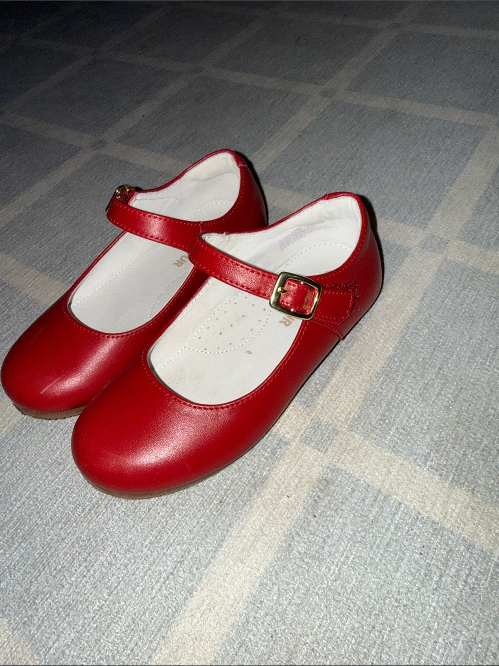 L’AMOUR girls red shoes